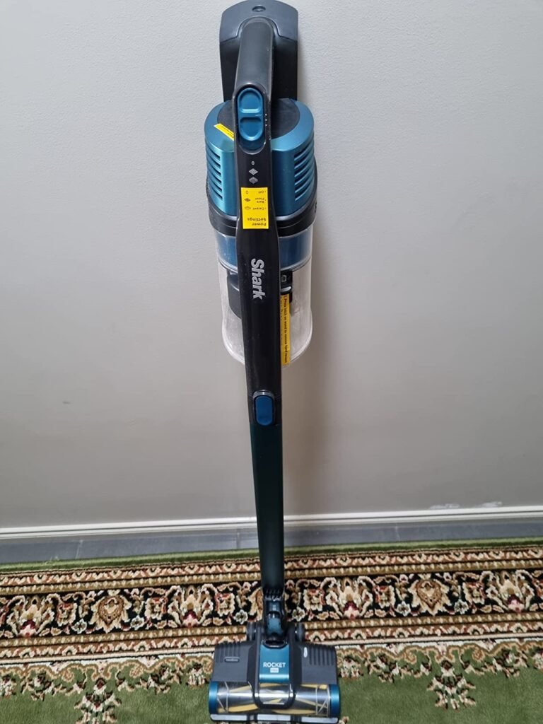 view of our own purchase testing shark cordless vacuum iz102 budget cordless vacuum australia unboxing package arrival several weeks to months